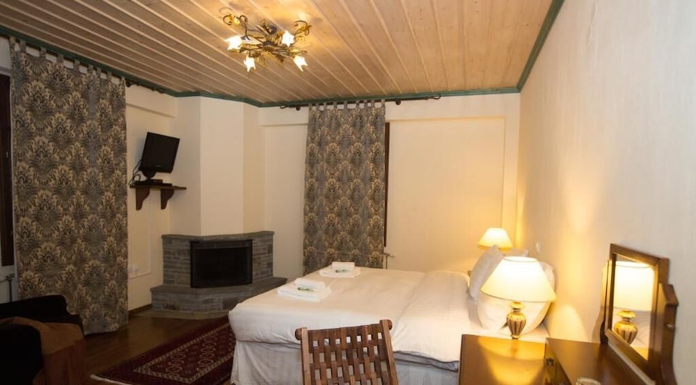 Deluxe Double Room, 1 Bedroom photo 3