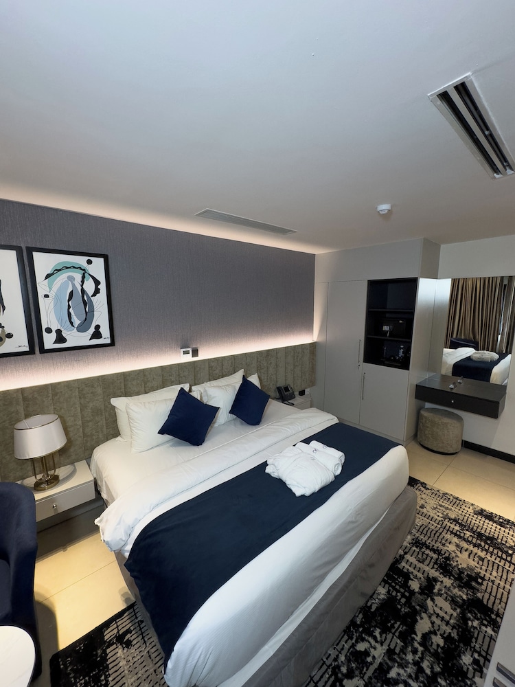 Deluxe Single Room, Balcony