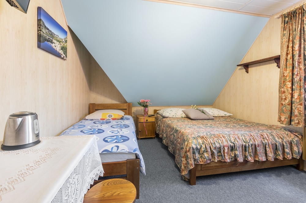 Standard Triple Room photo 3
