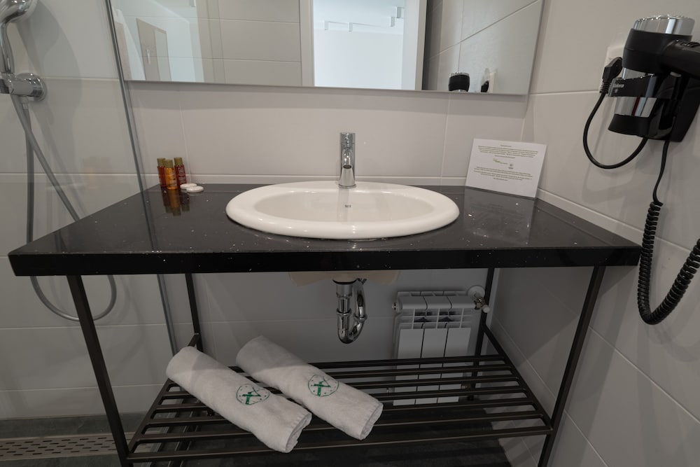 Suite, 1 Double Bed - Photo 4