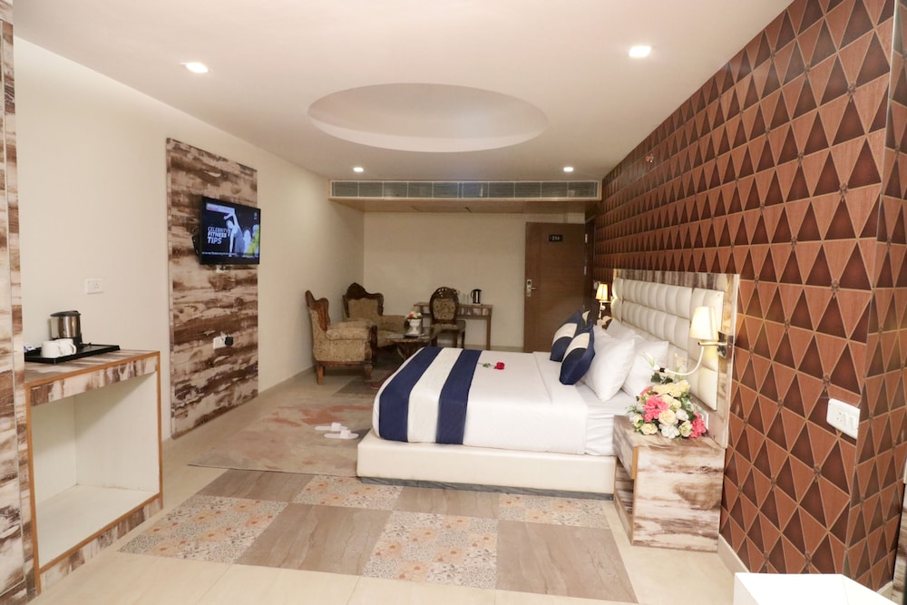 Luxury Room - Photo 3