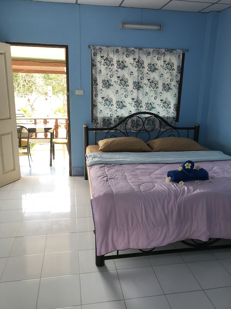 Standard Room photo 2