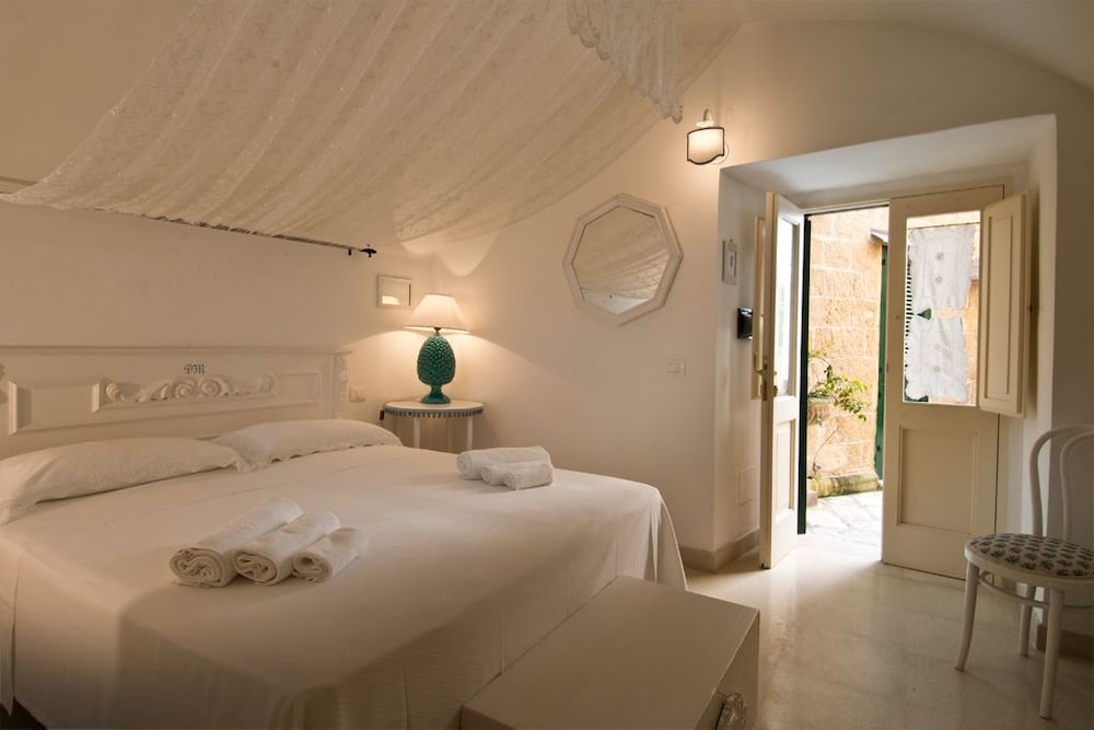 Junior Suite, Ground Floor
