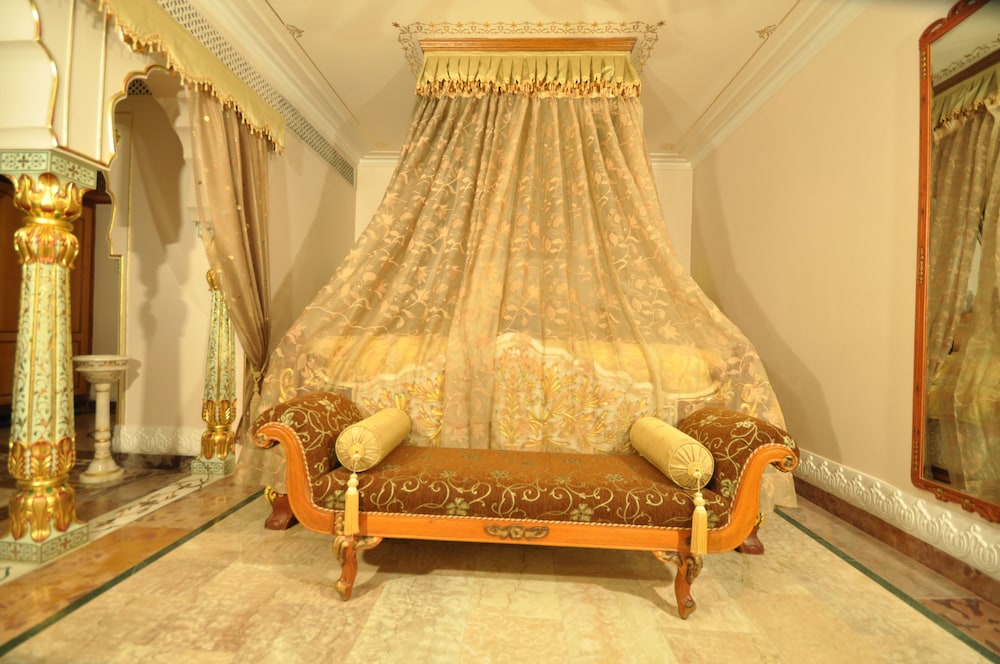 Luxury 2 Suite