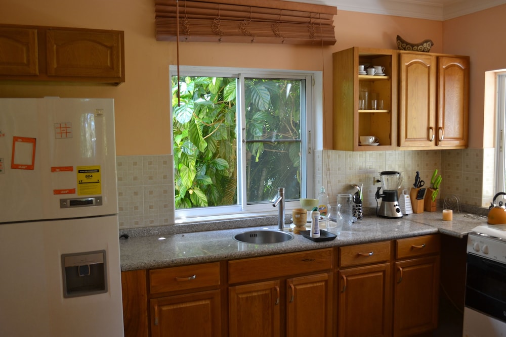 Villa, 3 Bedrooms, Ocean View photo 2