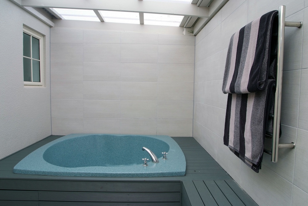Executive Suite, 1 Bedroom, Private Pool - Photo 9