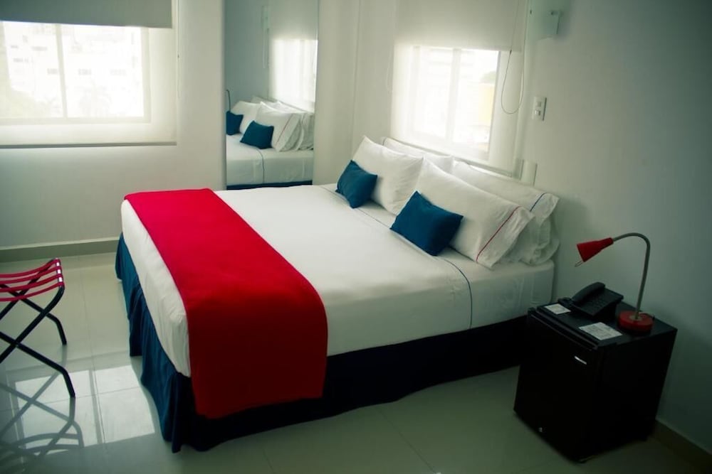 Superior Room, Partial Ocean View photo 2