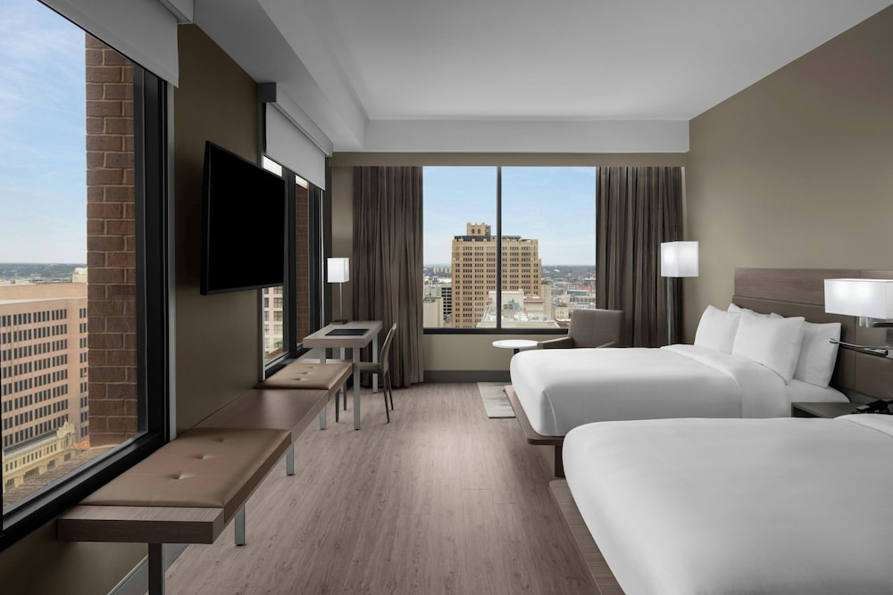Room, 2 Queen Beds