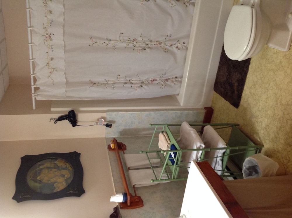 Frankfort Room photo 3