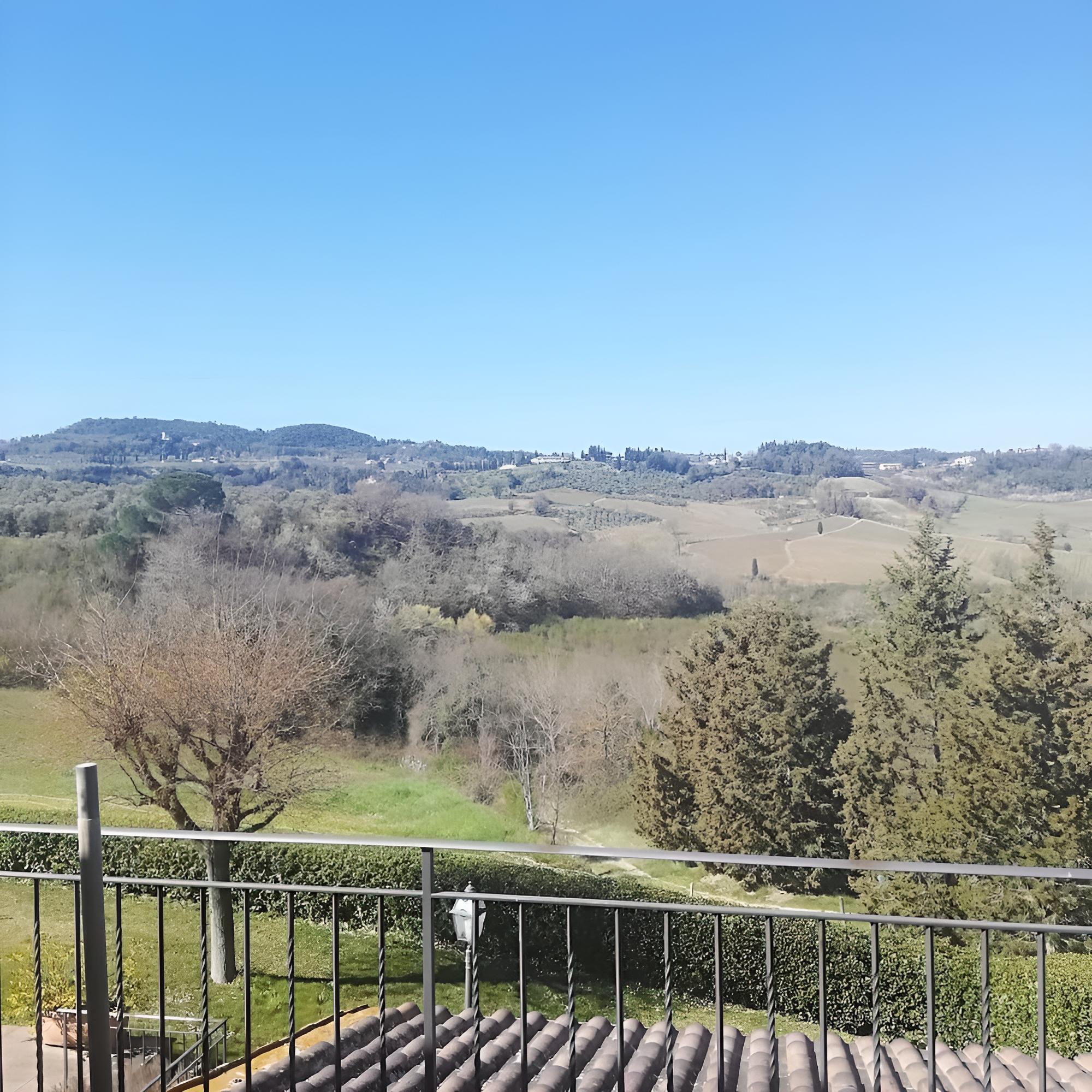 House, 3 Bedrooms, Hill View