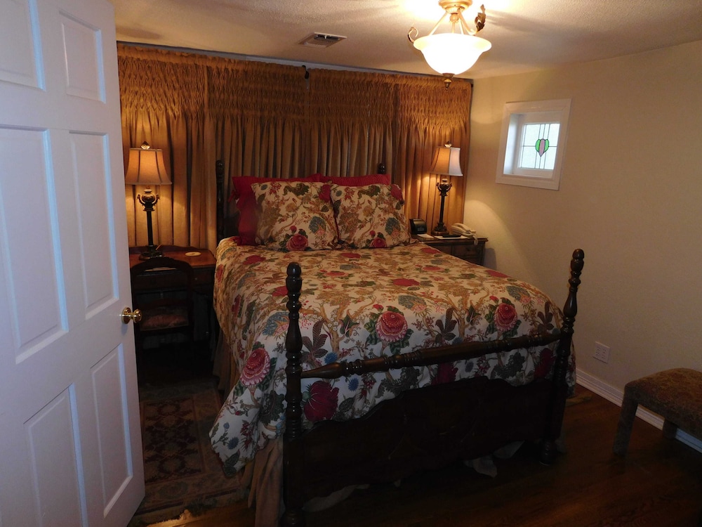 Tennessee Williams Cottage