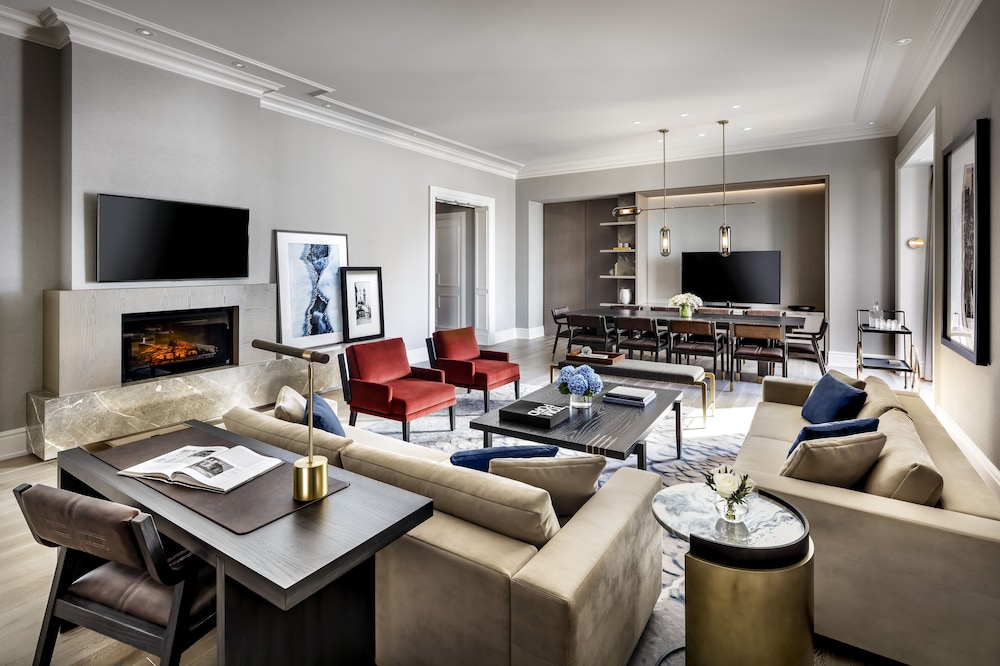 Suite, 1 Double Bed, City View - Photo 8