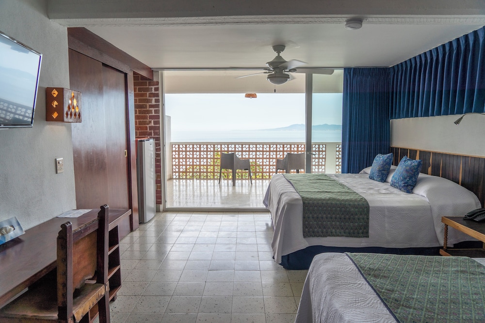Superior Room, Ocean View - Photo 3