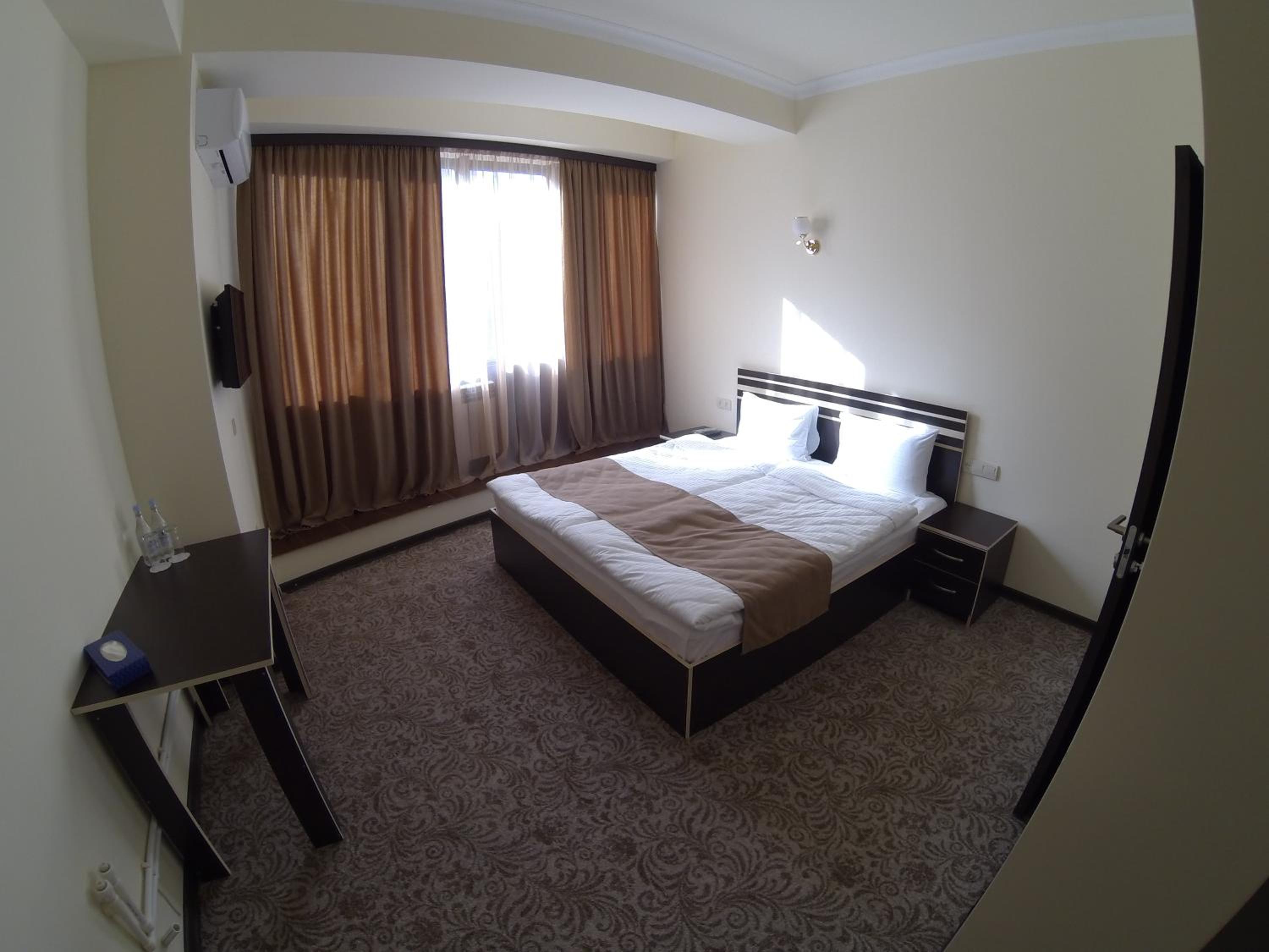 Standard Double Room photo 2