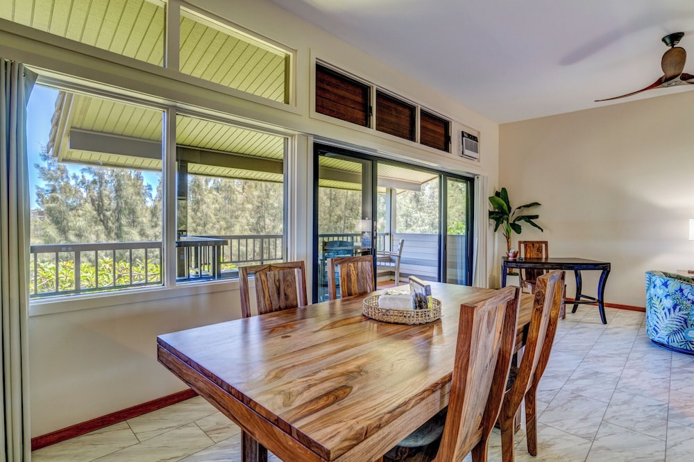 Condo, 1 Bedroom, Balcony, Ocean View (KRV-724) photo 3