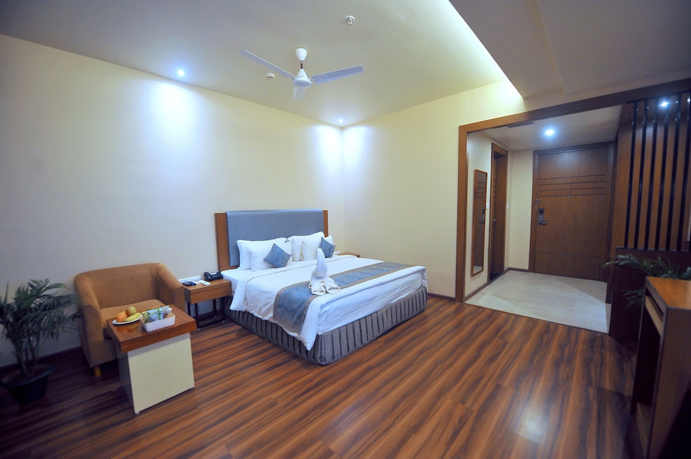 Superior Room - Photo 11