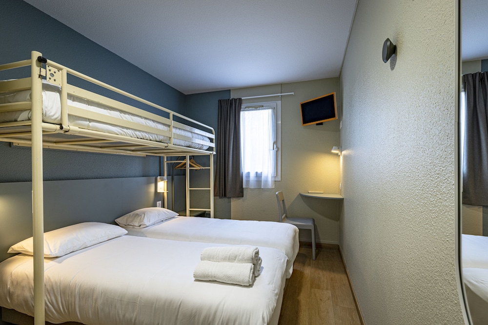 Triple Room (Mezzanine) photo 2