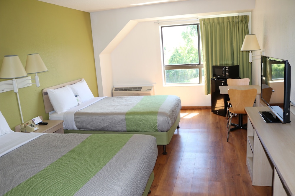 Deluxe Room, 2 Double Beds, Non Smoking, Refrigerator photo 2