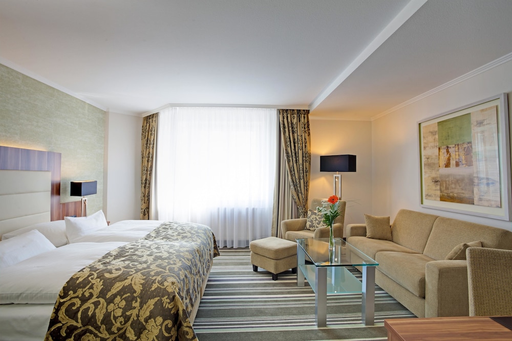 Premium Room, 1 Double Bed (Quiet Location) photo 1