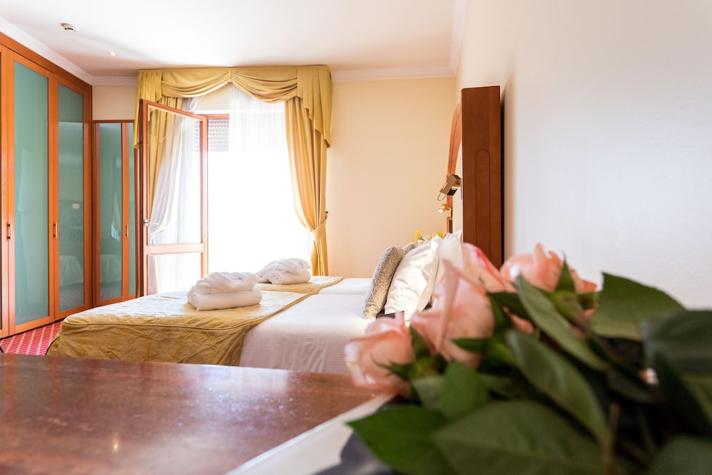 Junior Triple Room, Terrace - Photo 6