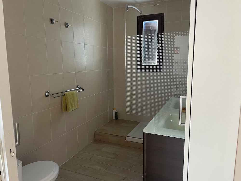 Comfort House, 2 Bedrooms, Non Smoking, Kitchenette photo 2
