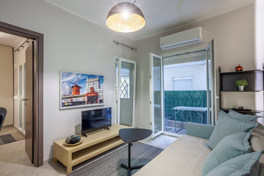 Family Apartment, Balcony