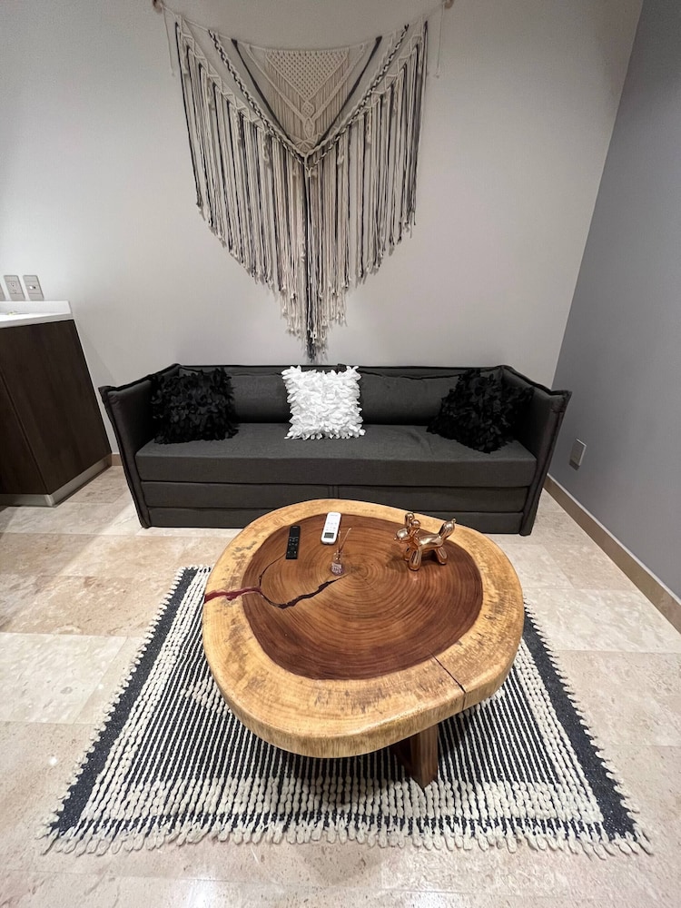 Apartment, 1 Bedroom, Accessible, Smoking