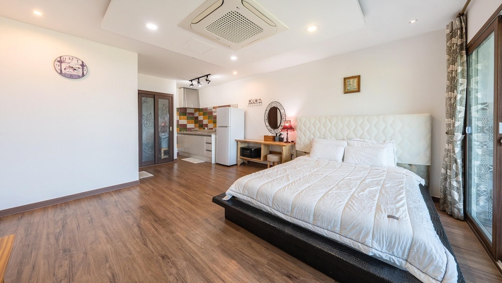 Basic Room, 1 Bedroom (Viola) photo 3