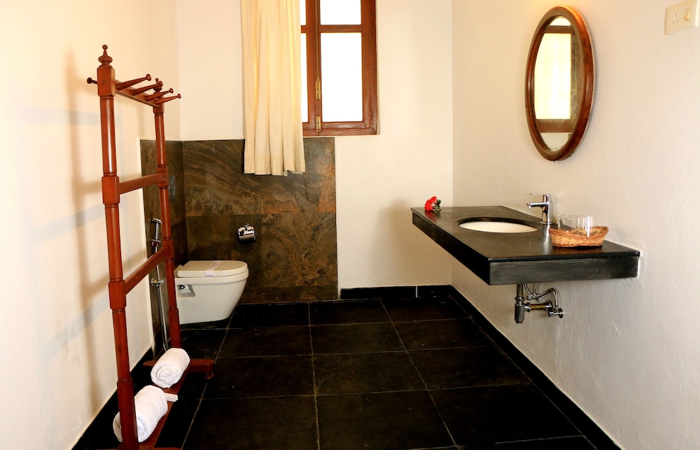 Royal Executive Room photo 2