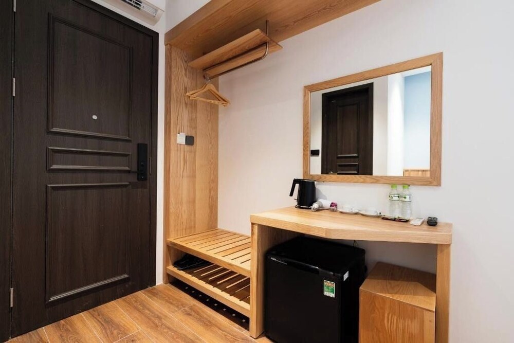 Suite, River View