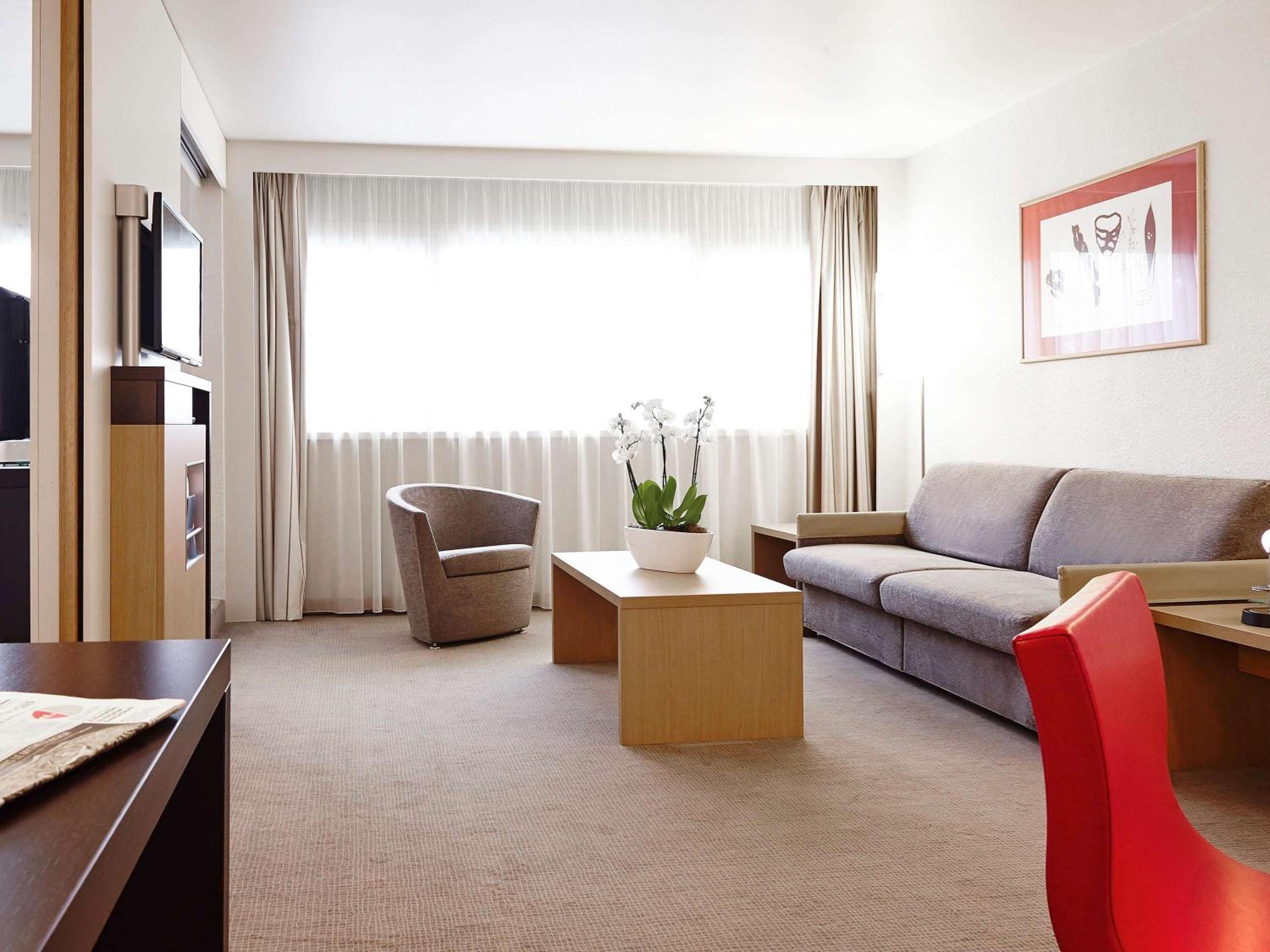 Queen Suite