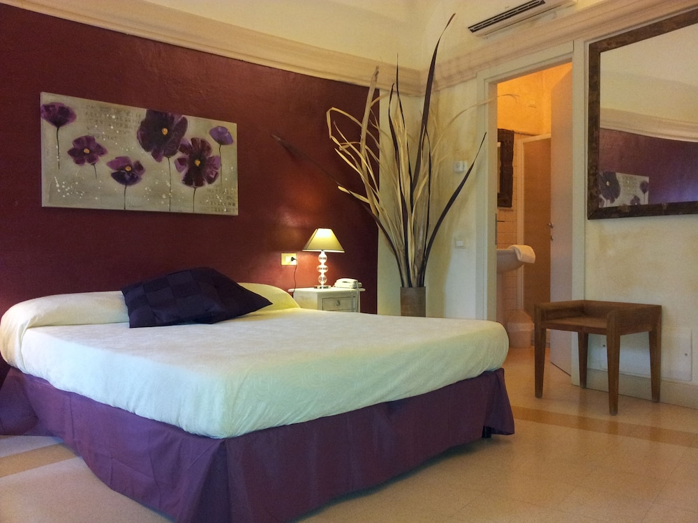 Classic Double Room photo 2