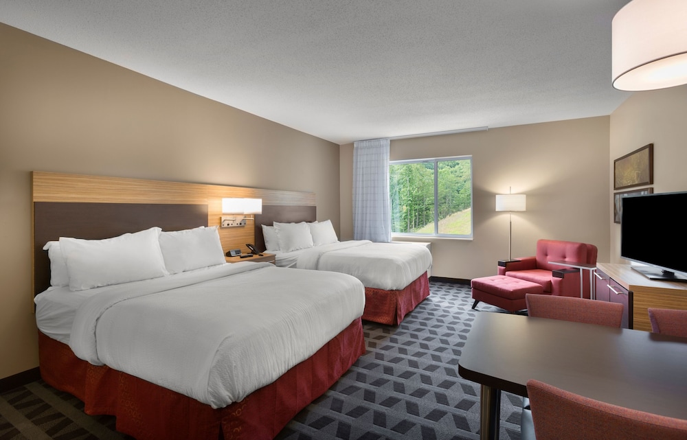 Studio, 2 Queen Beds, Mountain View - Photo 1
