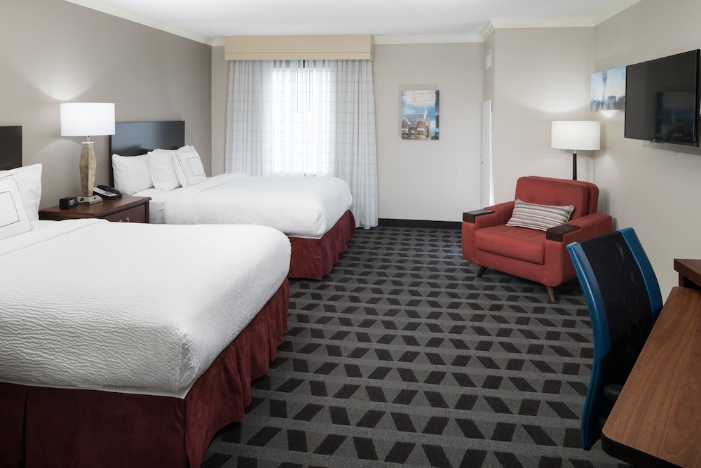 Suite, 2 Double Beds - Photo 1