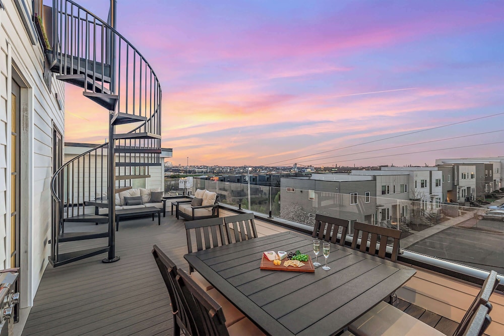 Elevator With Rooftop Hot Tub Pet-friendly Yard, Foto 5