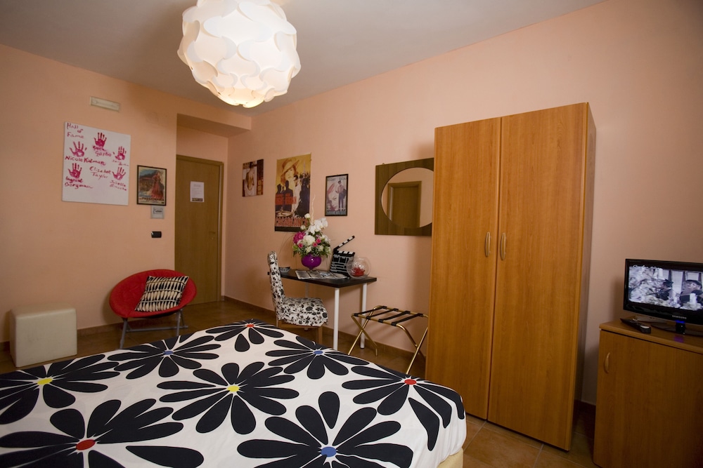 Superior Double Room - Photo 3