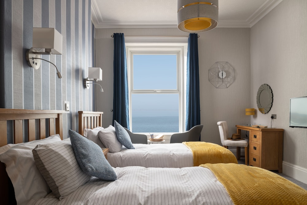 Deluxe Twin Room, Sea View photo 3