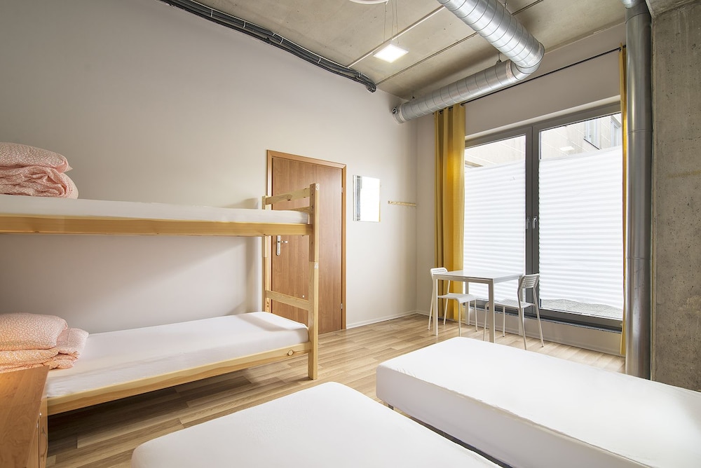 Room (Nr 21)