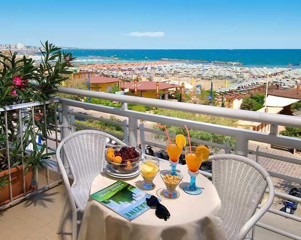Double or Twin Room, Balcony photo 3