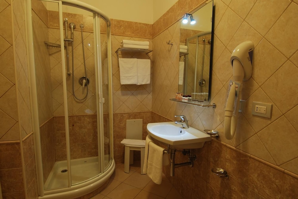 Standard Single Room, 1 Twin Bed photo 3