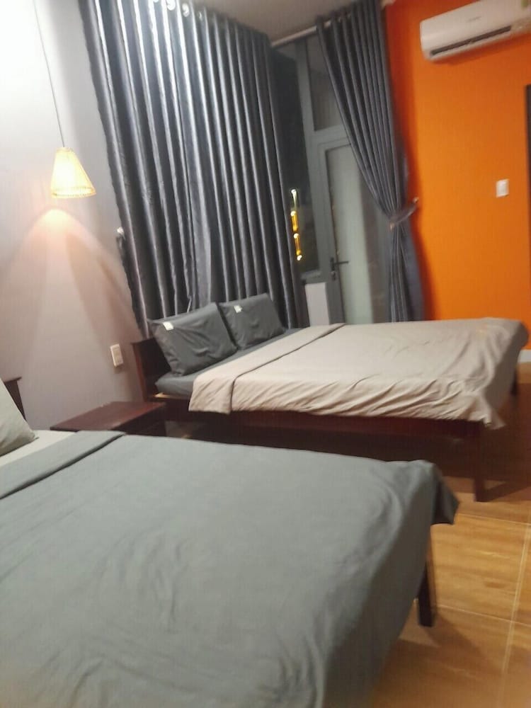 Standard Quadruple Room, Balcony, City View photo 2