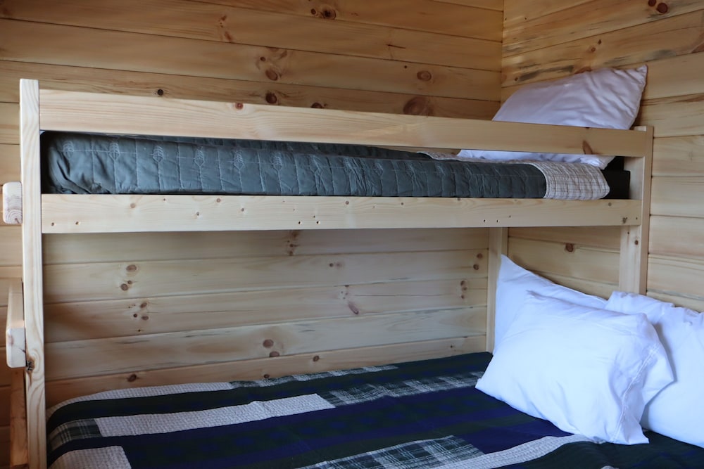 Deluxe Cabin, Partial Lake View