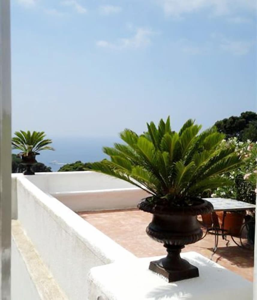 Deluxe Double Room, Sea View photo 2