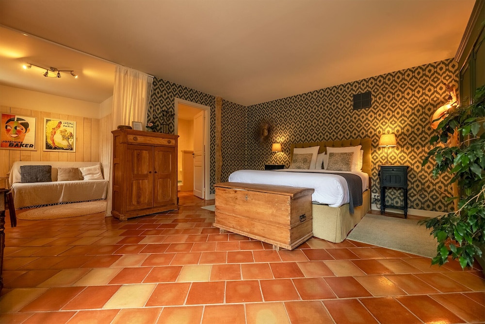 Premium Double Room, Ensuite ( Joséphine Baker)