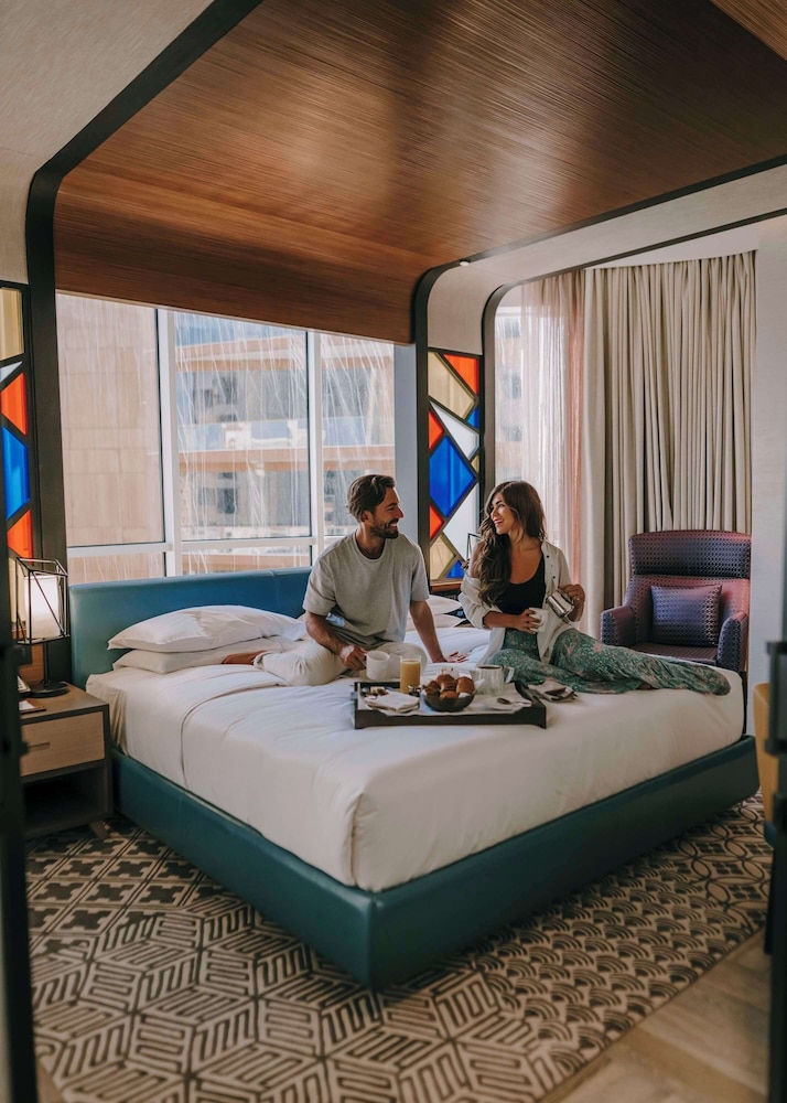 Andaz, Deluxe Suite, Sea View photo 3