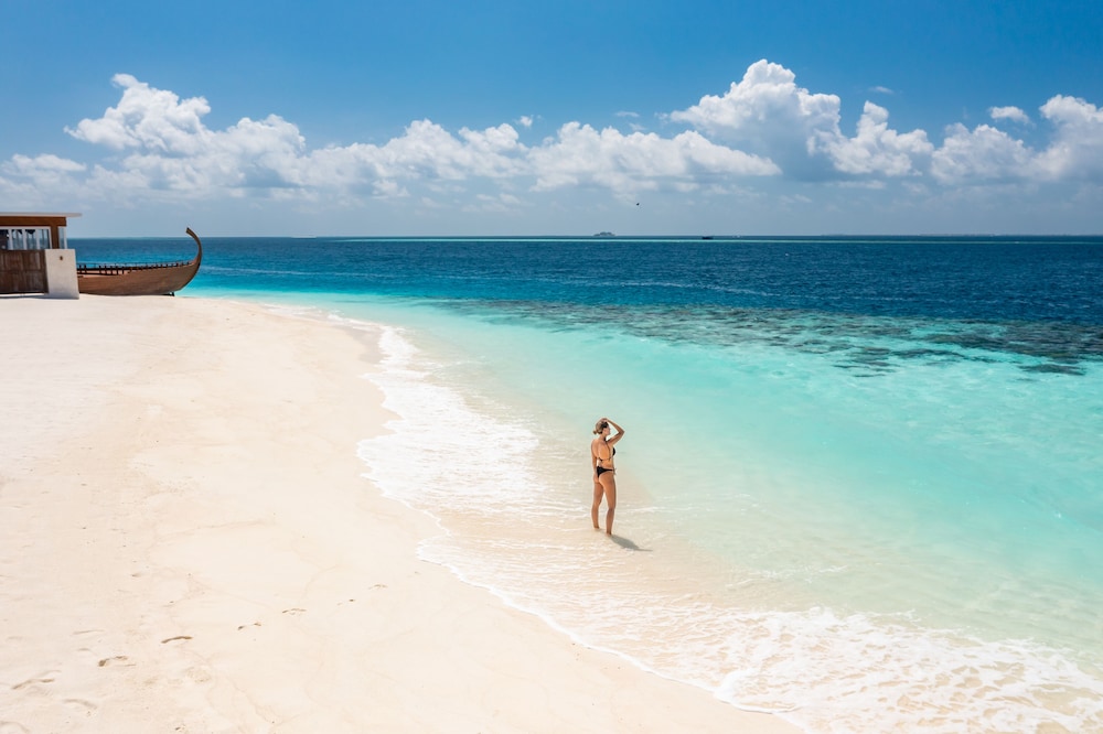 Sunset Earth Pool RESERVE - 3 Bedroom