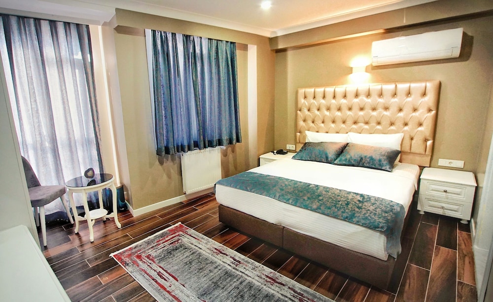 Superior Double or Twin Room photo 1