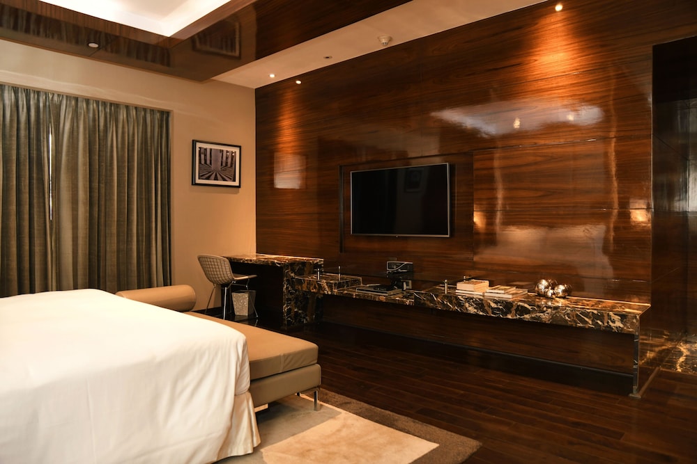 Presidential Suite Presidential Suite