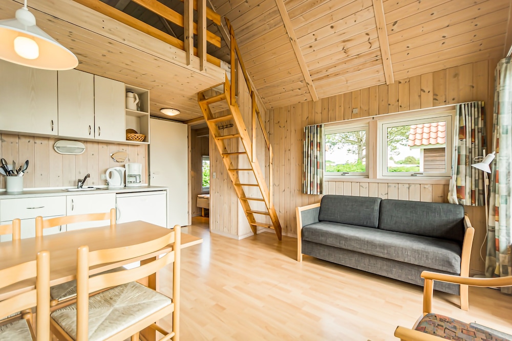 Deluxe Cabin photo 2