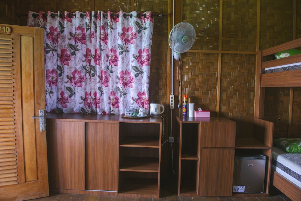 Deluxe Family Room photo 2